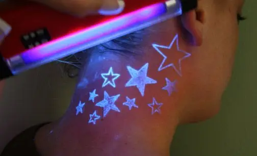 stylos encre invisible uv corps de lumière noire tatouage temporaire