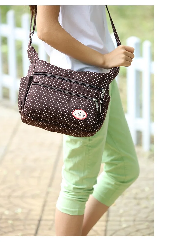 3242943121_680402721