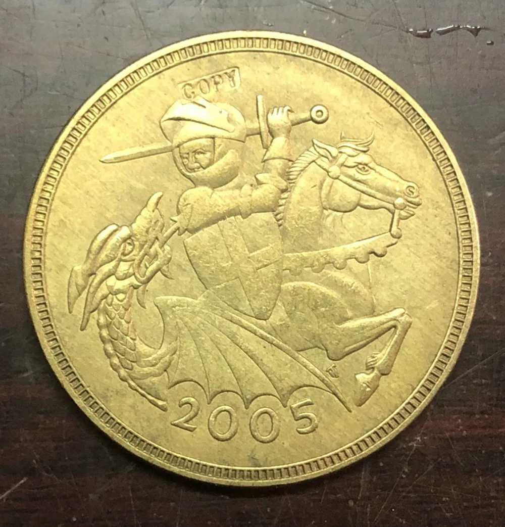 2005 Великобритания 5 фунтов Елизабет II (4 й портрет Королевская серия) Золотая