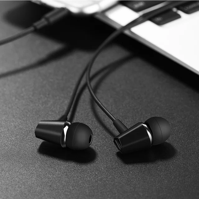 HOCO Earphones in Ears Universal Sports Wired Headset Travel Microphone for iPhone XS Huawei Ergonomic for Phones 3.5mm Earbuds Black