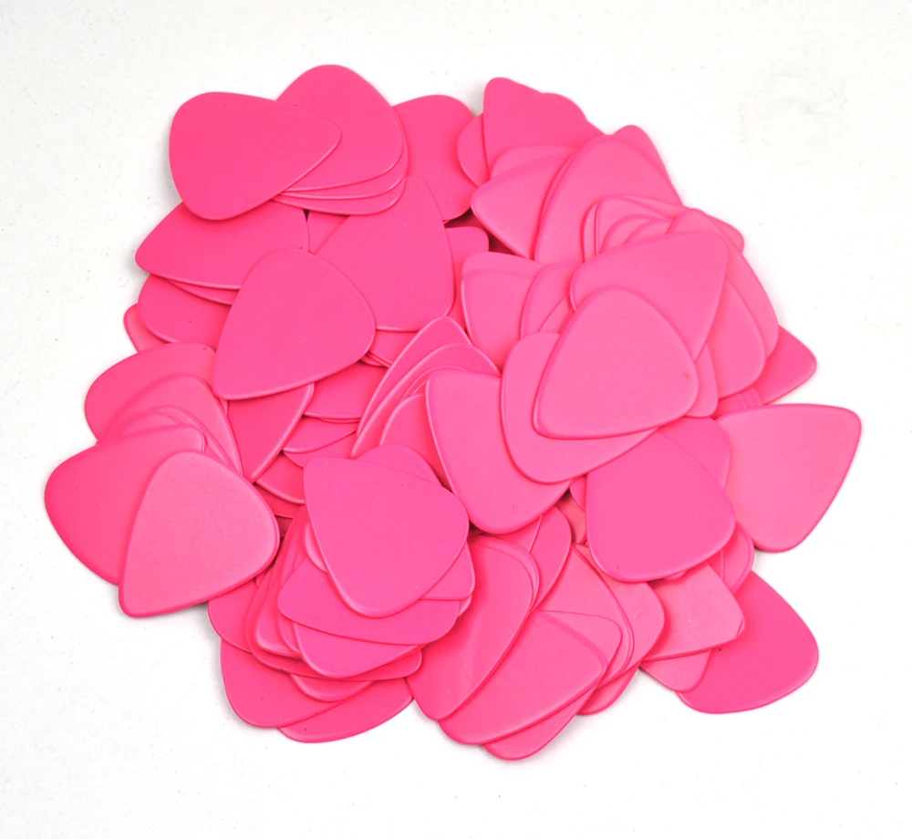 

100 pcs New Medium 0.71mm Blank Guitar Picks Plectrums Solid Pink Celluloid