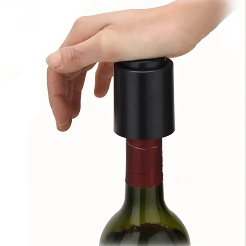 пластиковые бутылки для вина. как открыть вино с пластиковой пробкой. бутылку вина без штопора. открыть амно без штопоры. закрывашка для вина вакуумная.