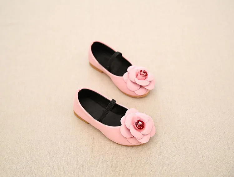 Новинка года; весенние туфли для девочек с цветочным принтом; Детские тонкие туфли на плоской подошве; Цвет черный, красный, розовый; детские туфли принцессы из искусственной кожи для девочек; CSH125 - Цвет: pink