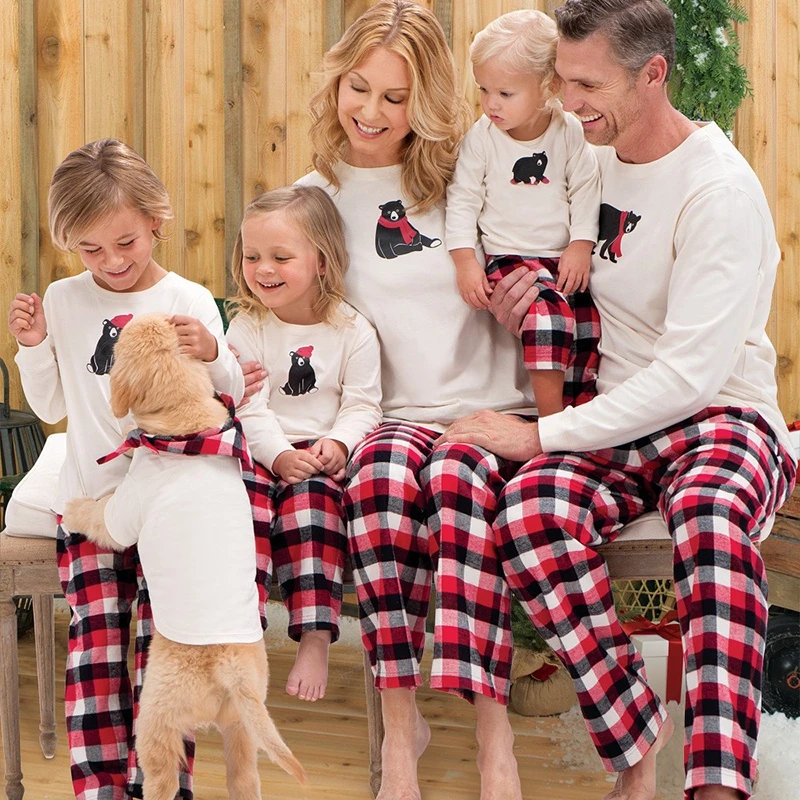 

2pcs Family Matching Outfits Pajamas Set Christmas Family Pajamas Set 2018 New Baby Mom Father Sleepwear Parent-child Set
