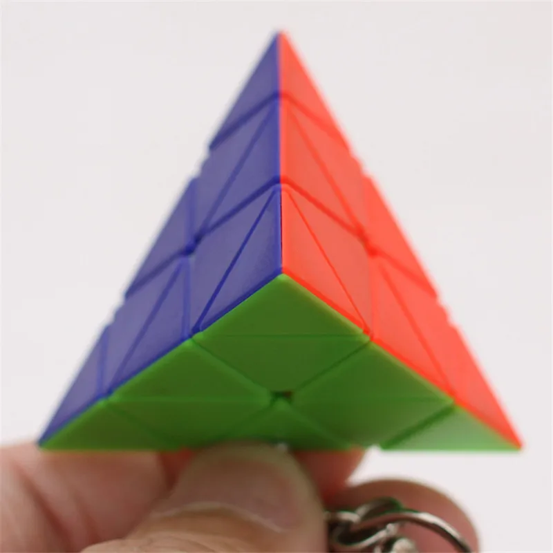 

Z-CUBE Cube Key Chain Mini 3x3 Magic Cube Pyraminx Creative Cube Hang Decorations - Colorful Fidget Toys OPP Bag Decorations