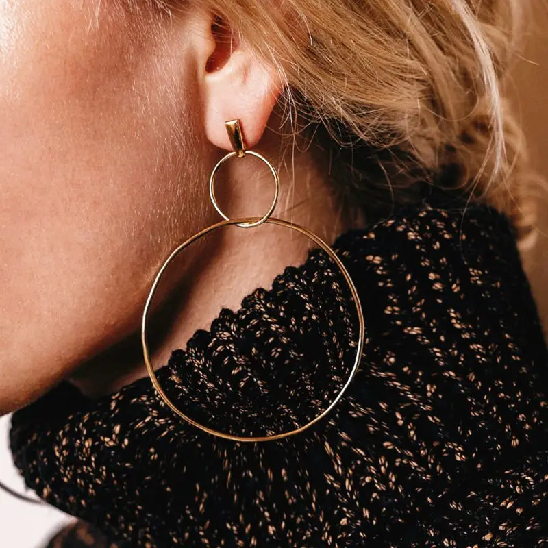 

Fashion Lucky 8 Earrings Simple Style Geometry Round Drop Earrings For Women Fashionable Dangle Earring Jewelry DE151