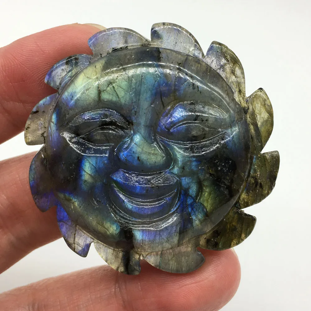 

1pcs Sun God Natural labradorite Sun Smiling Face Pendant Amulet Quartz Crystal Healing Crystal Stone Home wedding gift