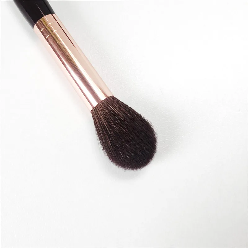 Charlotte Tilbury Powder&Sculpt Brush _ 5