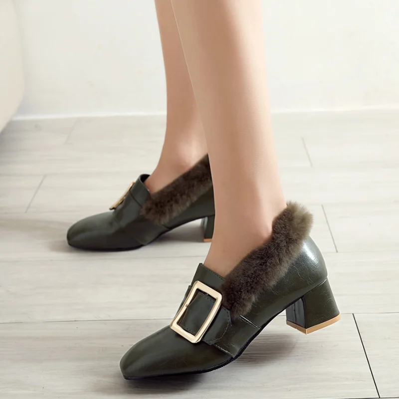 

2019 PU Leather Plush Winter Shoes Woman Warm Snow Boots Ladies Fur Ankle Boots For Women Fashion Buckle Low Heels Footwear New