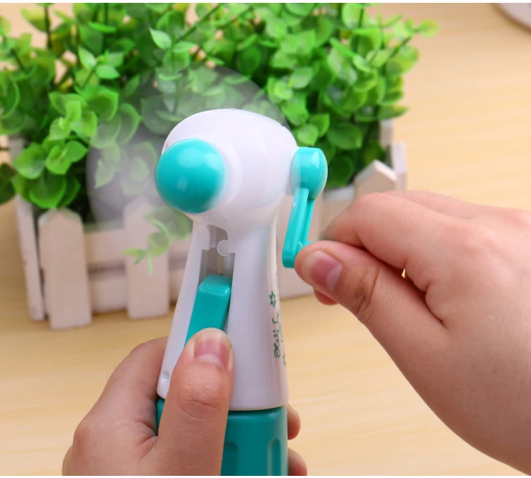 

2019 Cooling Manual Fan Humidifier Rechargeable,Water Spray Fan Mist Cooler Water Diffuser Powerful