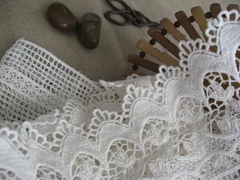 

off White Cotton Lace Trim, Retro Crochet Floral Lace, vintage lace fabric 10yards