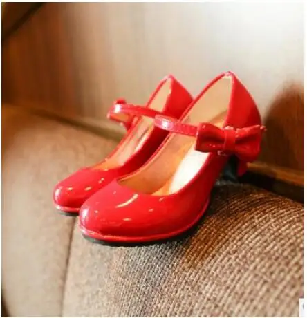 

Girls Shoes PU Leather 2018 New Summer Fashion Party Dancing Shoes For Medium Kids With High Heel Princess Children Single Shoes