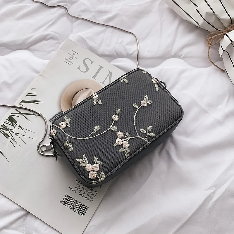 

Embroidery Flowers Crossbody Bags For Women 2019 High Quality PU Leather Luxury Handbags Designer Ladies Shoulder Messenger Bag