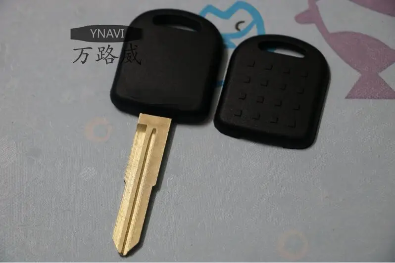 YNAVI Hot Sale Car Key Transponder Shell With Uncut Right