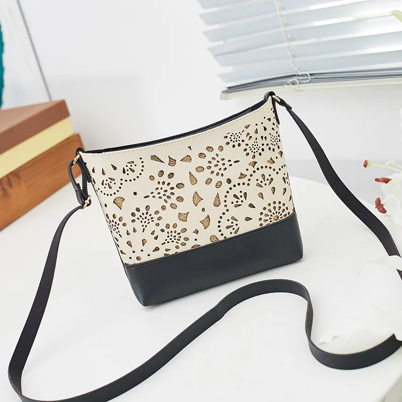 

New Hollow Hit Color Bucket Bag Korean Version of Fashion Wild Messenger Bag Lady Shoulder Bag