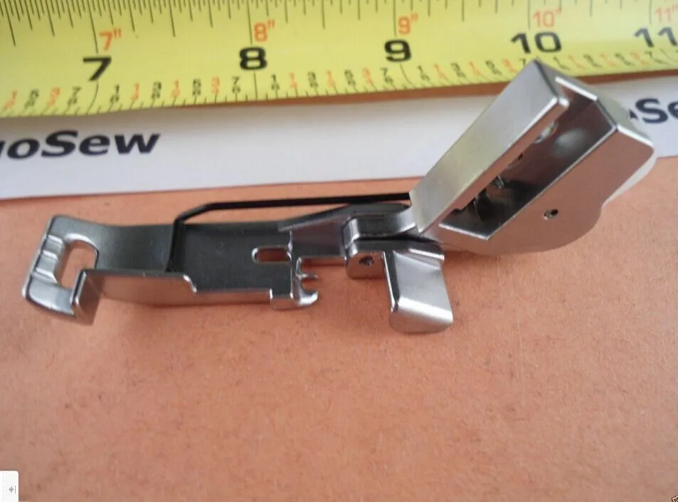 

Sewing Psrts Presser Feet Singer Serger 14CG744 14CG754 14SH744 14SH754 Presser Foot # 550375-452