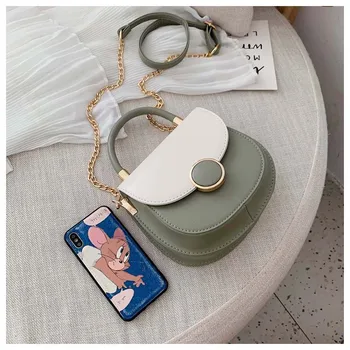 

The new Korean version of a portable shoulder bag style texture chain slant saddle bag