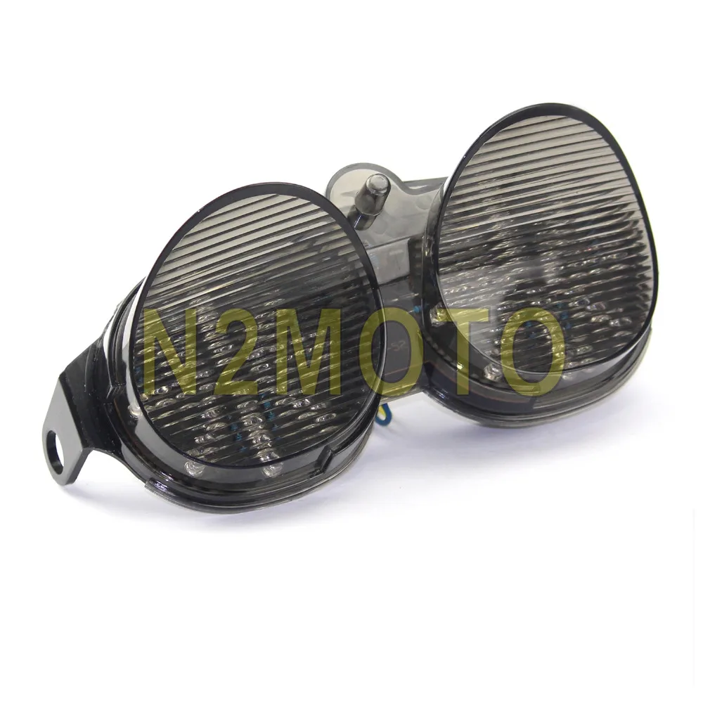 Встроенный дым светодиодный задний фонарь Янтарный указатель поворота для 2001 2002