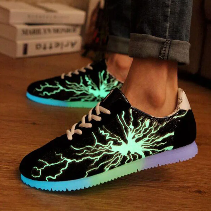 Plus Size Fashion Glowing Shoes Men Women Unisex Cheap Lace Up Mesh