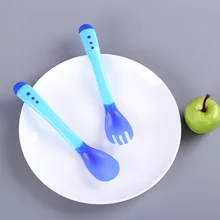Soft head anti-scalding training spoon fork two sets of newborn temperature sensitive color spoon baby food supplement spoon bab