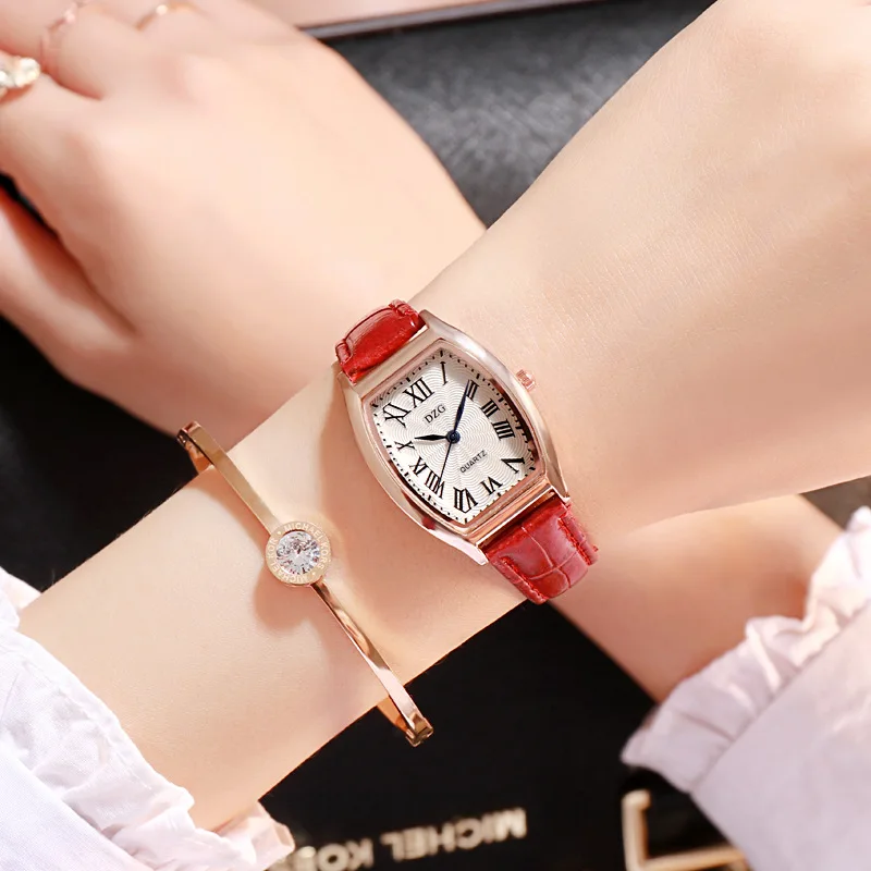

Top Luxury Brand Fashion Barrel Shape Dial Women Watch Women Leather Dress Wristwatch Roman Scale Ladies Watch Montre Femme Saat