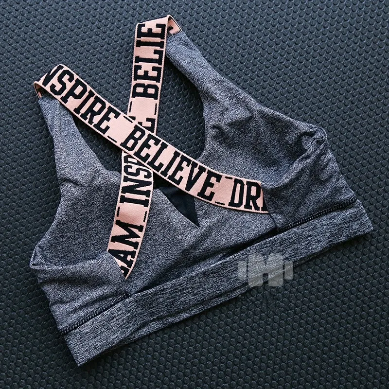 Mermaid-Curve-Word-Tops-Sports-Bra-Breathable-Fitness-Stretch-Underwear-Push-Up-Yoga-Bras-With-Padding (1)