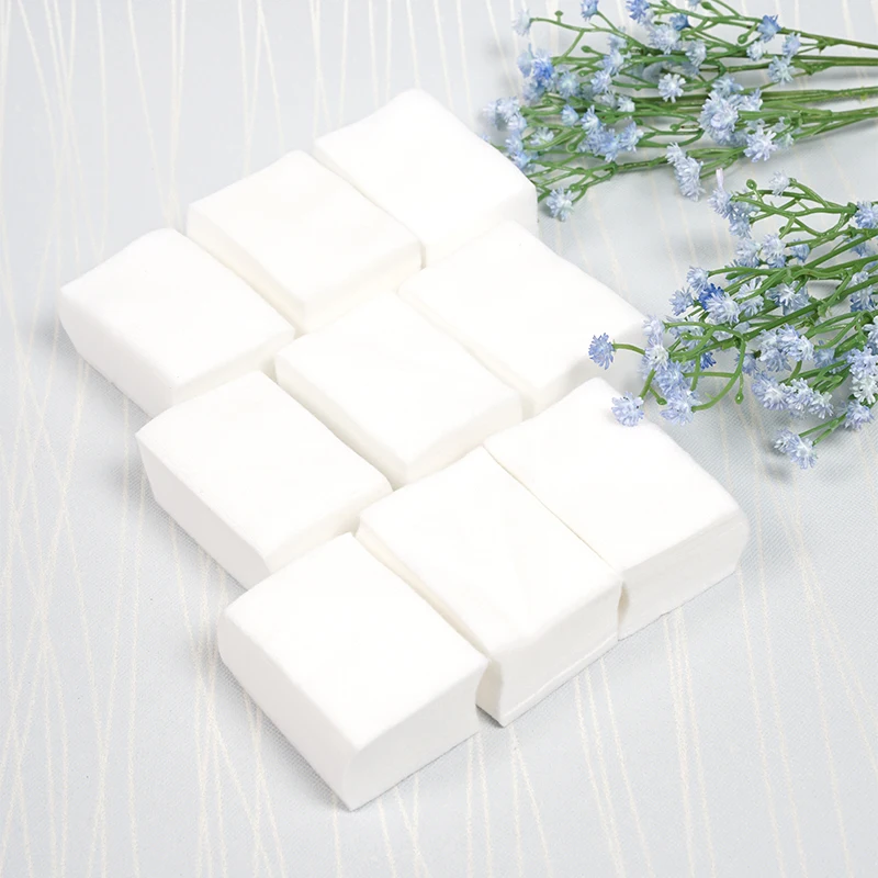 

900Pcs/Bag Cotton Nail Towel Gel Polish Remover Professional Salon Use or Home Use Manicure Lint-Free Wipes Cotton Lint