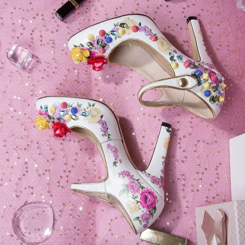 

New Lolita Sweet Candy Rivets Studs Flowers Pumps Mary Janes Round Toe Chunky Heels Women Ladies Crystal Bridal High Heels