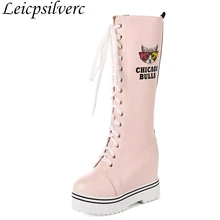 Осень-зима милые розовые ботинки на толстой плоской подошве с подъемом обувь на шнуровке для высоких студенток