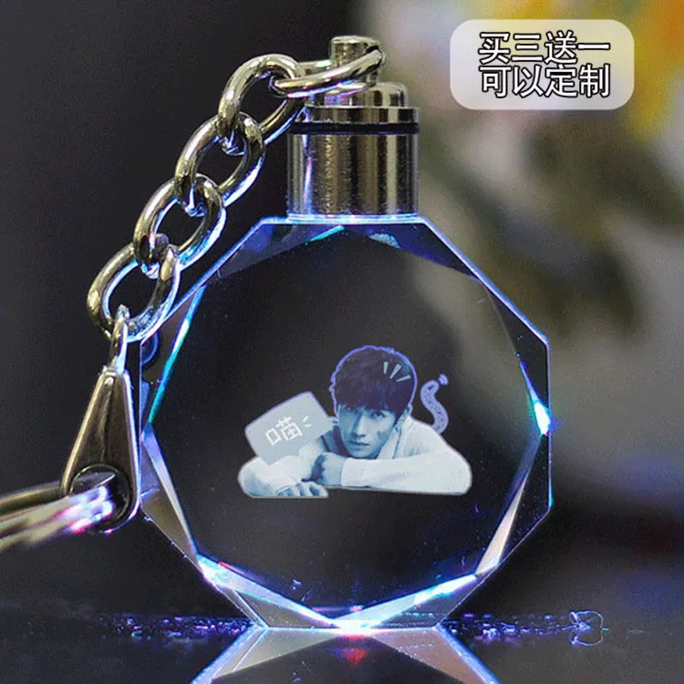 

IVYYE Ghoul Series Anime Action Figures LED Cartoon Light Decorative Crystal Figure Ornaments Key Collection Toy Chain Gifts