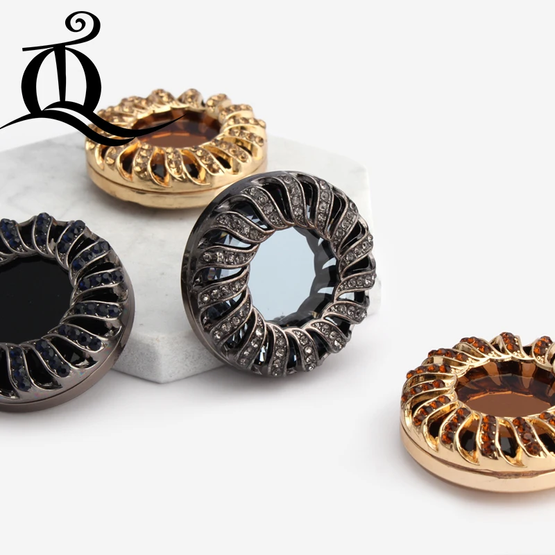 

1 pcs,39mm mix fashion acrylic metal buttons, coat fur buttons. Rhinestone Fur buttons. big with a diamond buckle,brand button