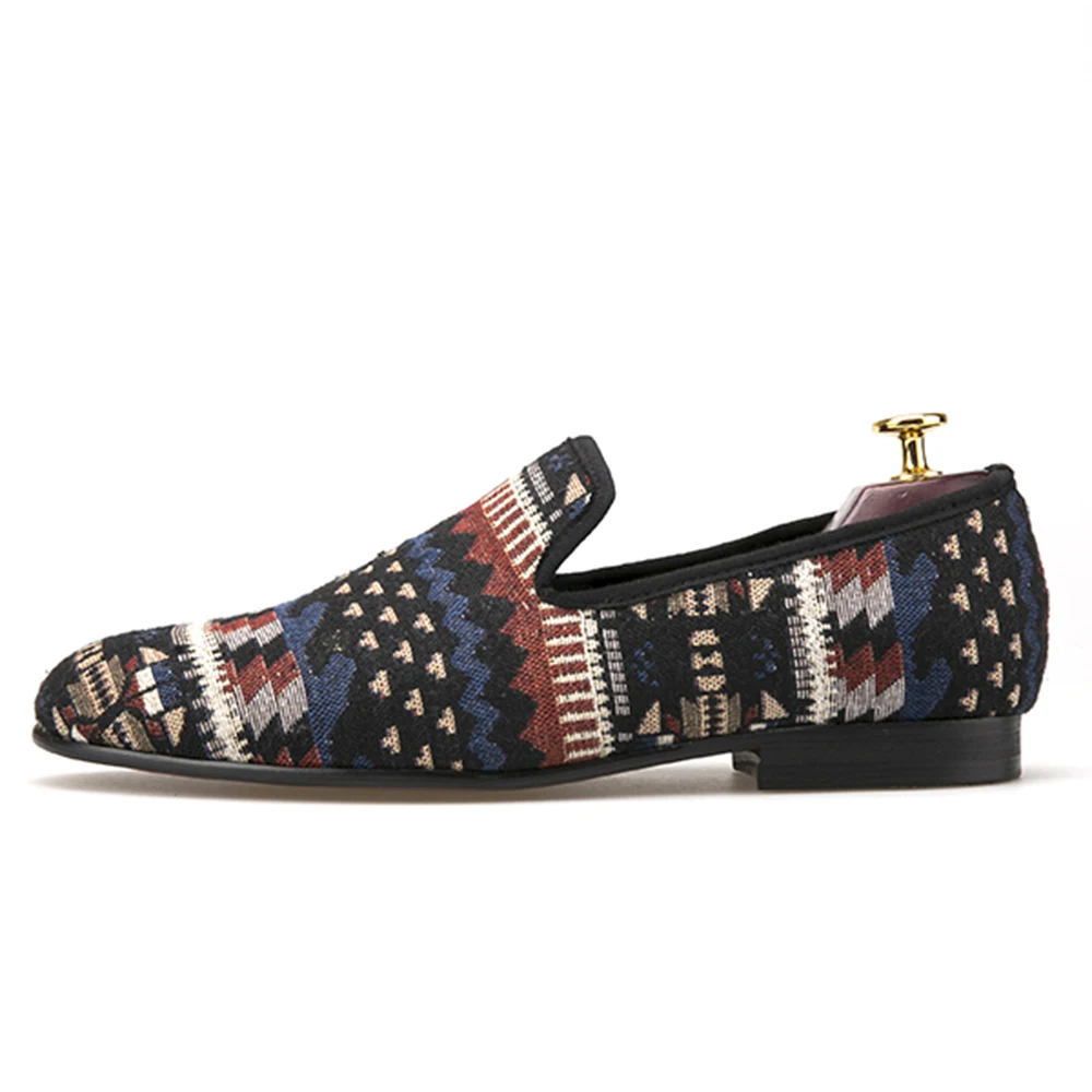 

handcrafted using Korea cotton in a traditional print men loafers fashion men mixed colors Knitted shoes men's flats