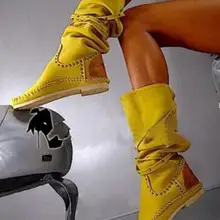 Большие размеры 35-43; заводская цена; плиссированные сапоги с заклепками; женские мотоциклетные сапоги до колена с круглым носком на плоской подошве;