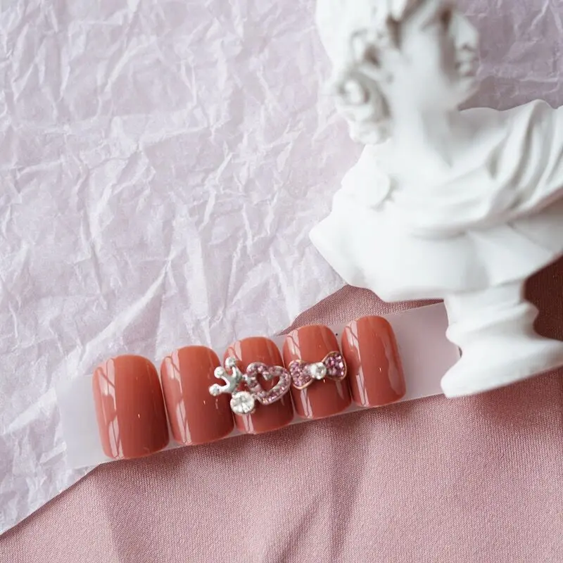 Новинка Ограниченная серия, кремовые, однотонные, с серебристым декором, 3d накладные ногти, японский стиль принцессы ins, милые накладные ногти для невесты - Цвет: 2