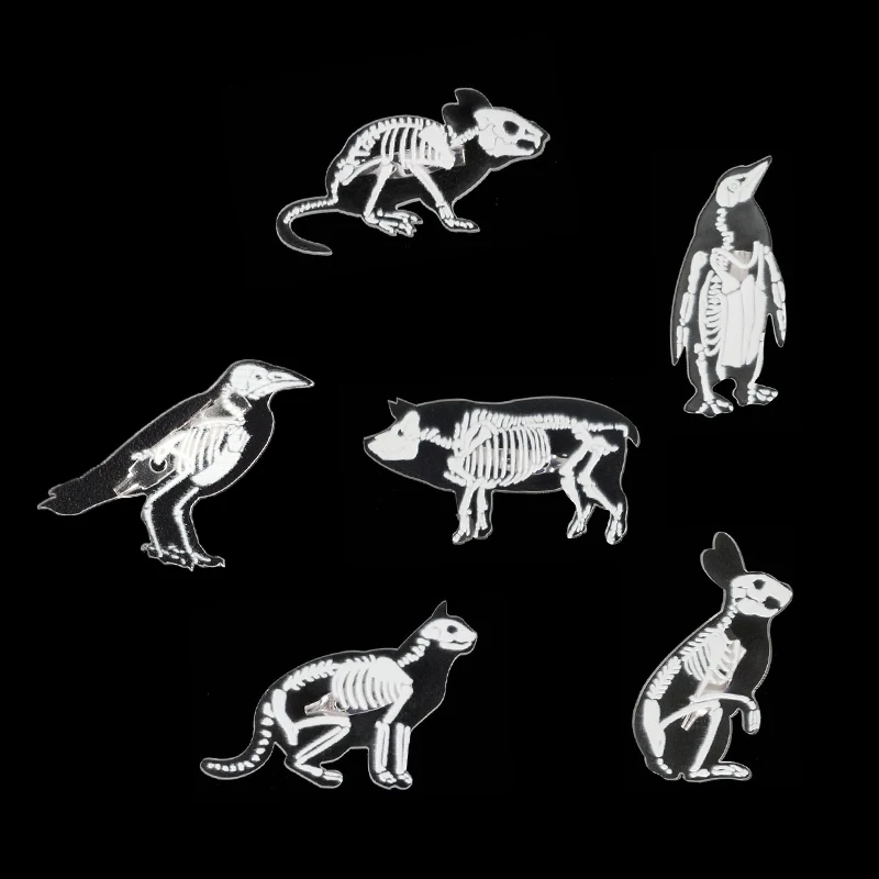

Animal Skeleton Pin Brooches Transparent Penguin Pig Rrabbit Cat Mouse Skull Enamel Pin Badge Animal Brooch Women Jackets collar