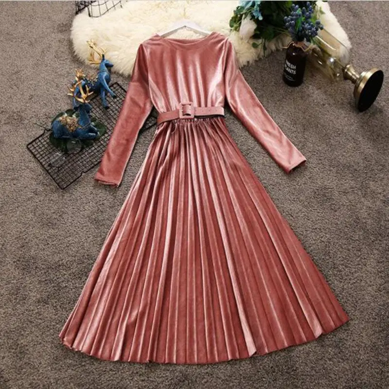 

2019 autumn and winter new women round neck long sleeve waist velvet dress female O-neck vintage elegant pleated dresses