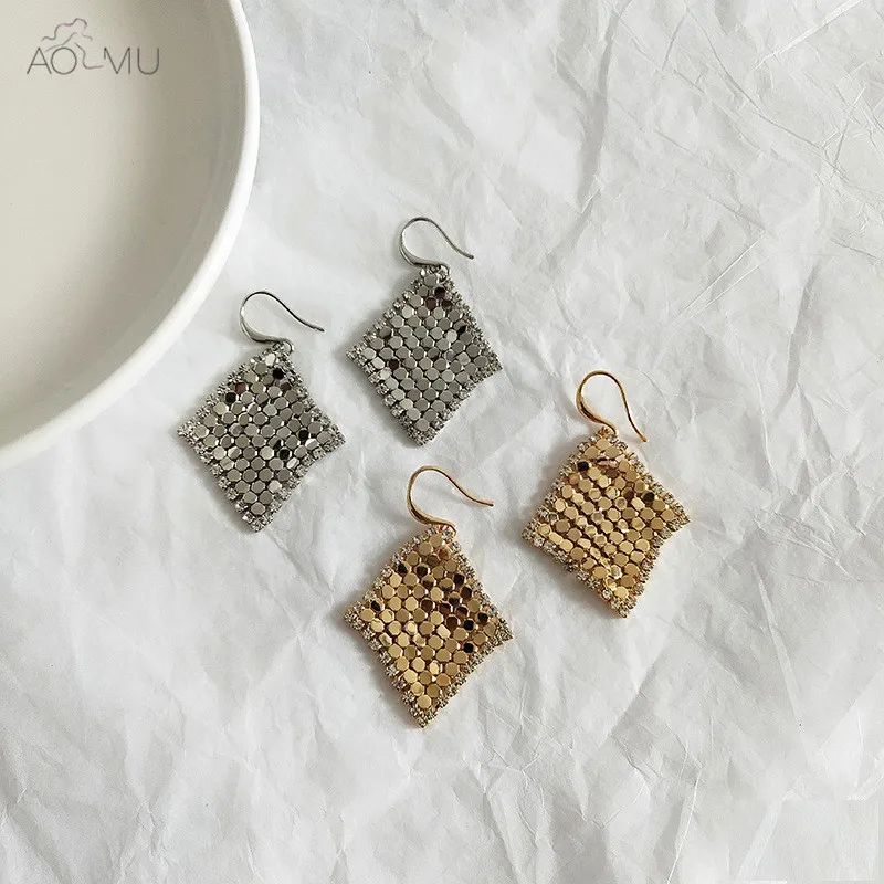 

AOMU Fashion Exaggerated Rhombic Metal Gold Silver Irregular Sequin Long Drop Earrings for Women Gifts Party Wedding Jewelry