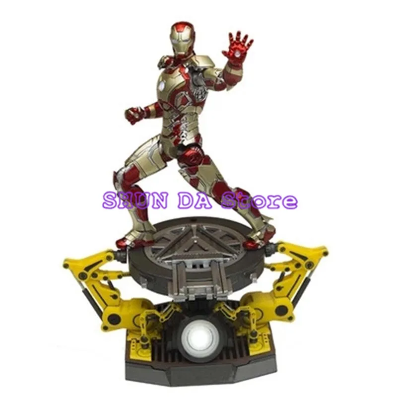 

Iron Man Arc Reactor 1/12 Scale Figure Base & Detachable Gantry Arms with Light PVC PVC Action Figure Model Collection Toy SD82