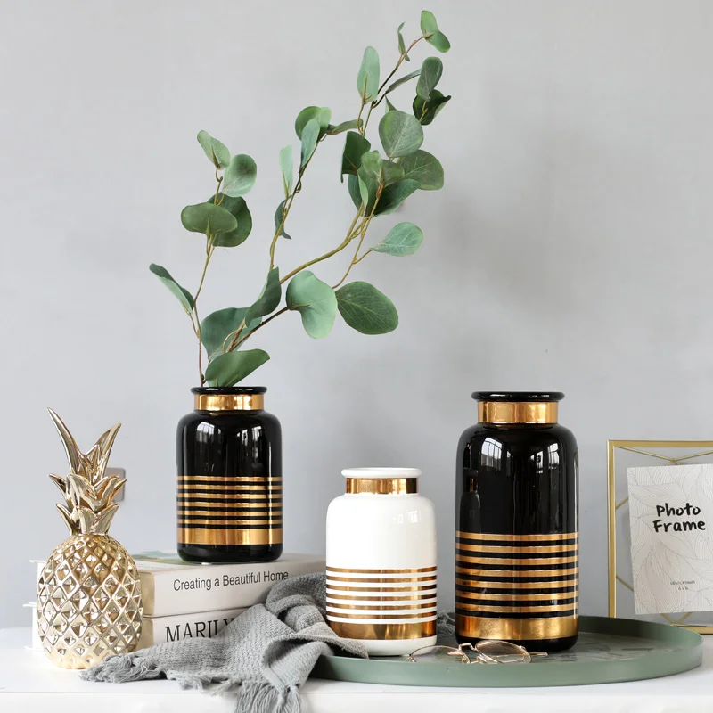 Black White and Gold Round Vase Paper & Party Supplies