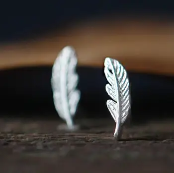 

Handmade S925 Silver Feather Ear Stud Earrings Girl's Gift Birthday Present A Pair