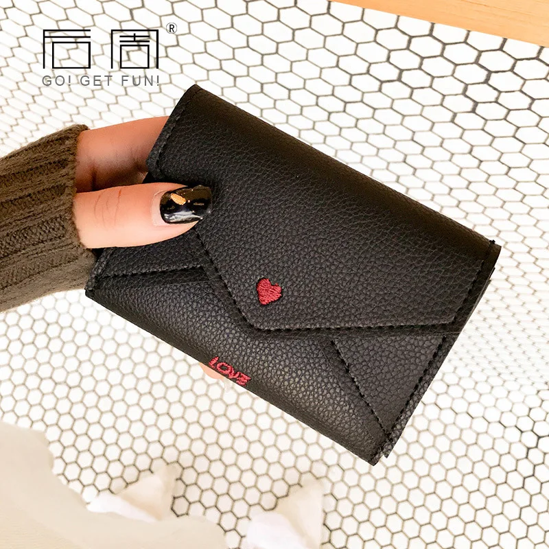 

2017 New Heart-shaped Short Cute Women Wallet Panelled Student Clutch Envelope Money Wallets Pocket Fashion Card Holder Designer