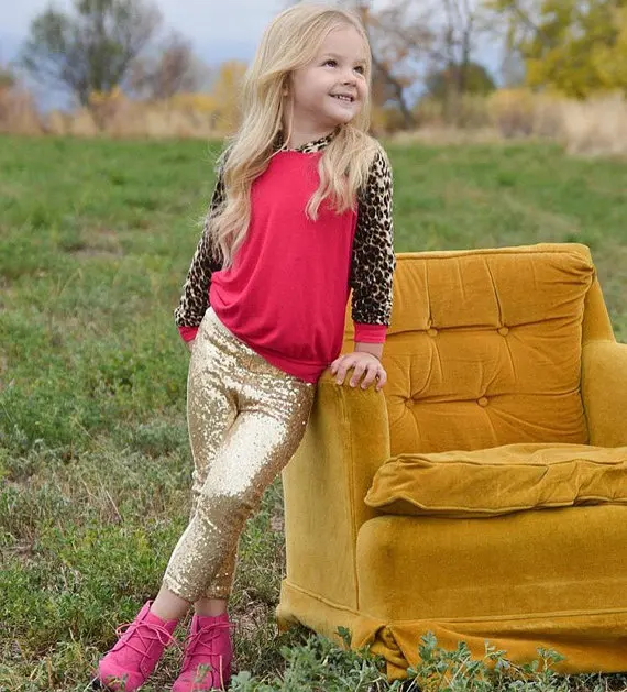 Очаровательная одежда для маленьких девочек, леггинсы для маленьких девочек, блестящие красные штаны с пайетками, яркие рождественские леггинсы для девочки