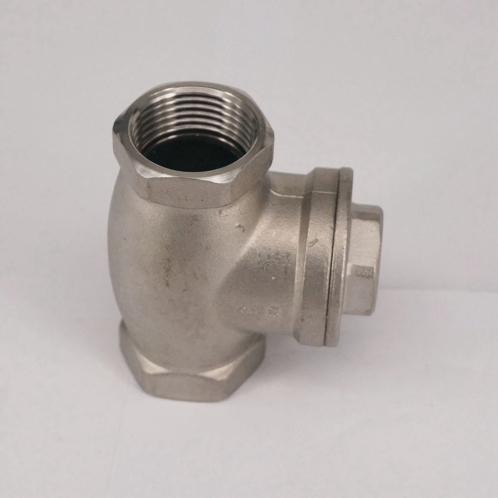 

DN25 1" BSP Female Thread 304 Stainless Steel Swing Check Valve Non-return One way Valve 229 PSI