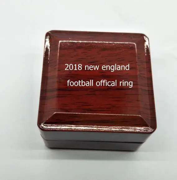 

2018 hot sale new England football rings diaplay box big rings one hole display box brady FANS RING