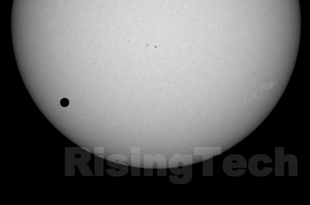 Venus_in_Transit