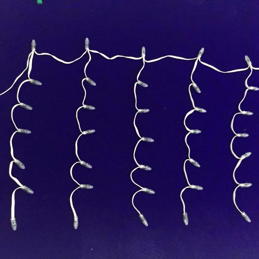 

Addressable 7nodes*15drops LE RGB full color Icicles string;DC12V WS2811 controlled;all white wire;IP68;105nodes/set