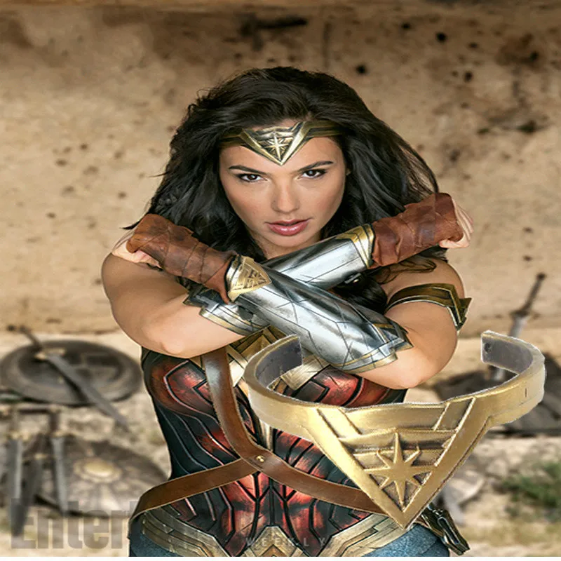 

Takerlama 1pcs Wonder Woman Crown Bracelet Cosplay Props