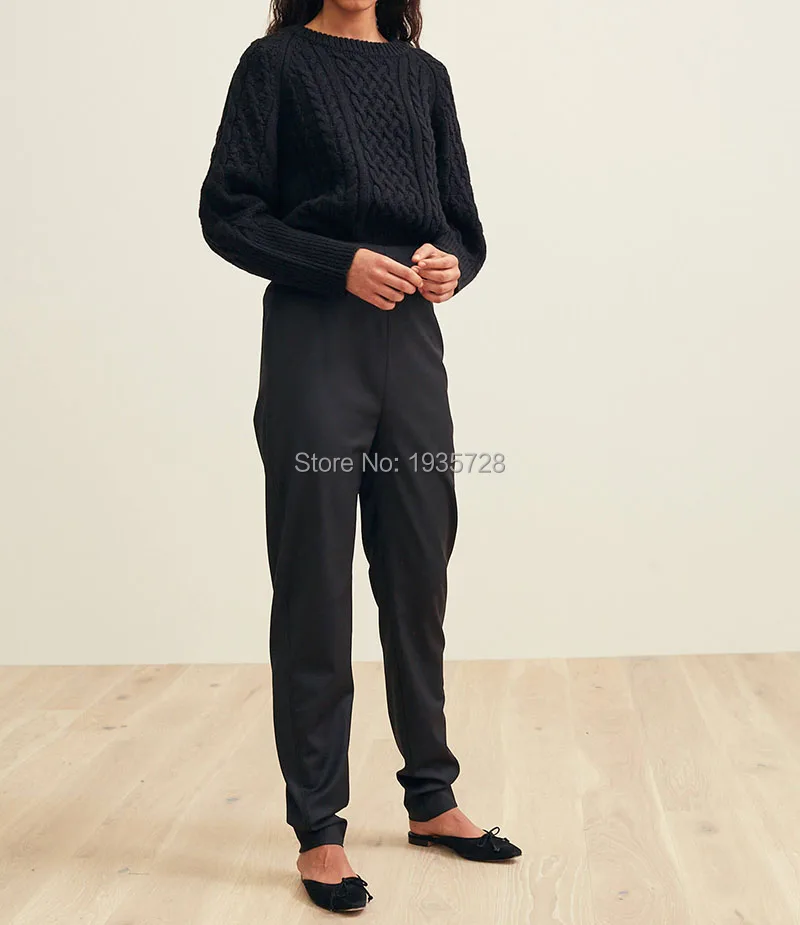 toteme_aw18_vieste_trousers_black_front_3