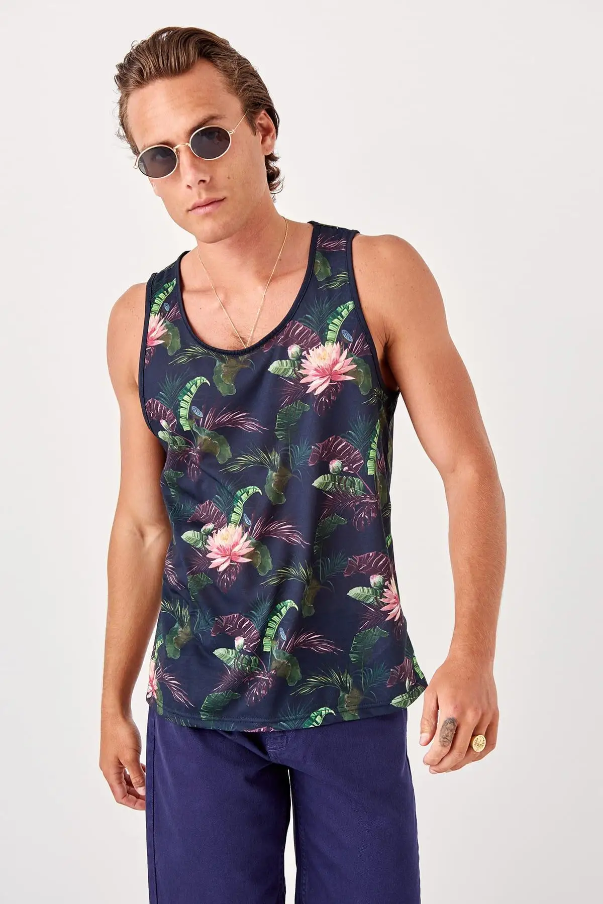 

Trendyol Navy Blue Men 'S Printed New Undershirt TMNSS19QA0216