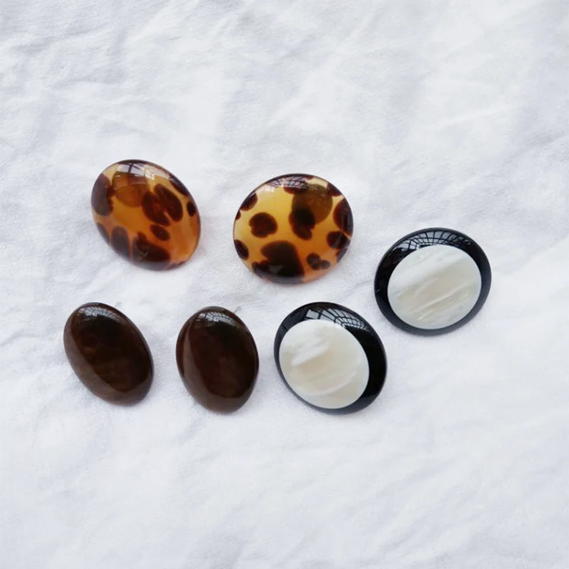 

2018 Euro and US Foreign Trade Wholesale Jewelry Round Acetic Acid Earrings Simple Resin High Temperament Earrings S004